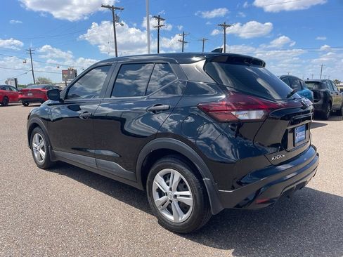 Certified 2025 Nissan Kicks Play S FWD image 5
