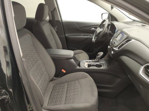 Used 2022 Chevrolet Equinox LT w/ Driver Convenience Package FWD image 21