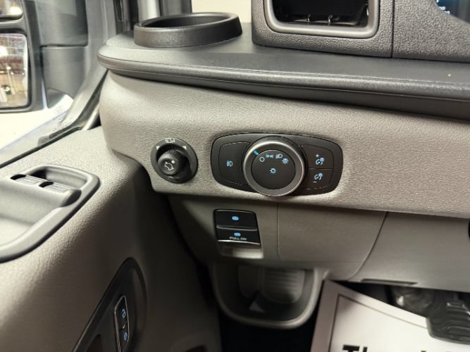 Used 2023 Ford Transit 350 XLT RWD image 20