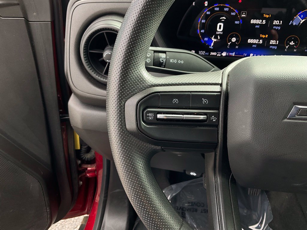 Used 2024 Chevrolet Colorado Trail Boss w/ Technology Package AWD/4WD image 11