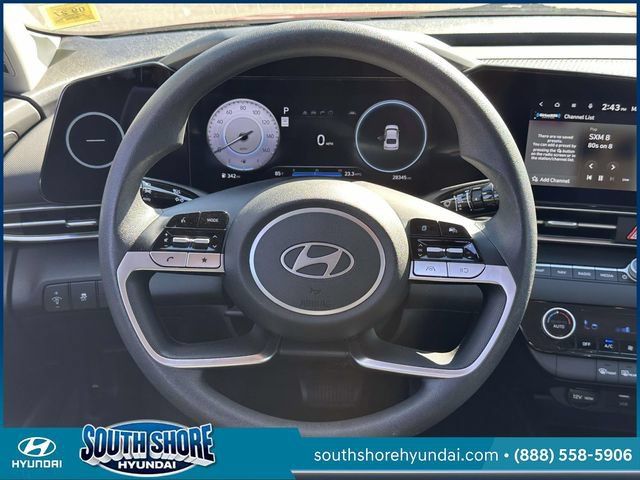 Certified 2024 Hyundai Elantra SEL FWD image 15