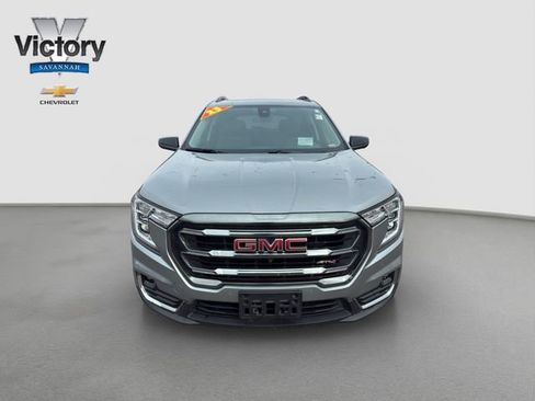 Used 2023 GMC Terrain AT4 w/ Infotainment Package II image 2