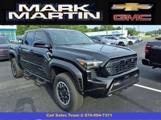 Used 2026 Toyota Tacoma TRD Off-Road AWD/4WD video 1