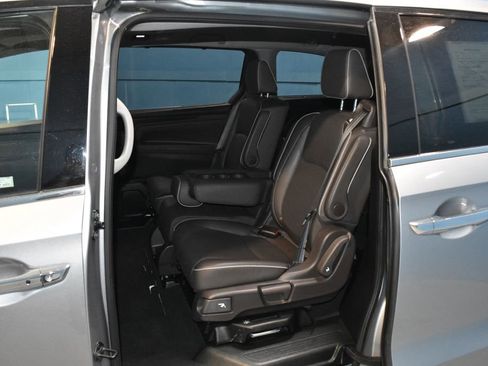 Used 2023 Honda Odyssey Elite image 20