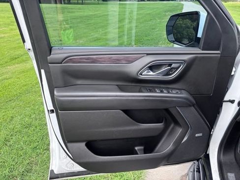 Used 2021 Chevrolet Tahoe LT AWD/4WD image 10