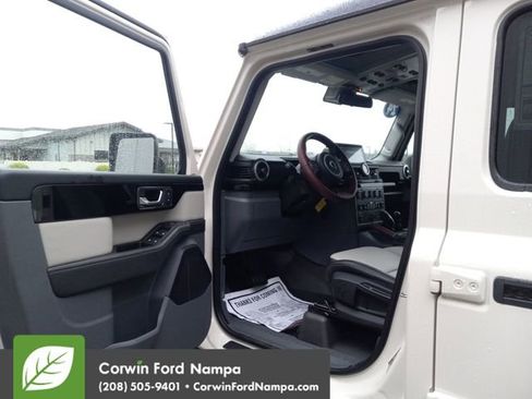 Used 2024 INEOS Grenadier Fieldmaster Edition image 9