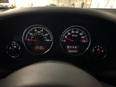 Used 2017 Jeep Wrangler Unlimited Rubicon AWD/4WD image 21