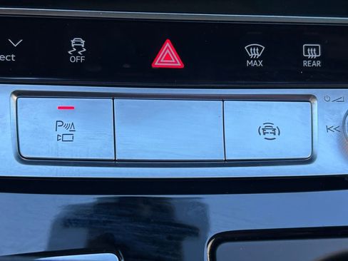 Used 2023 Audi SQ7 Premium Plus image 35