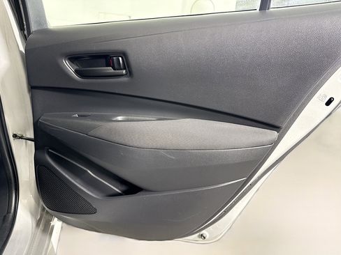 Used 2022 Toyota Corolla LE FWD image 27