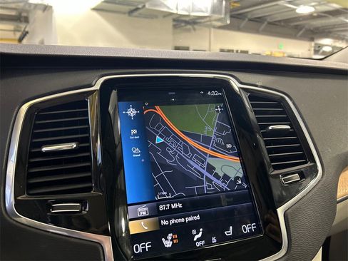 Certified 2021 Volvo XC90 T8 Inscription Expression w/ Advanced Package image 16