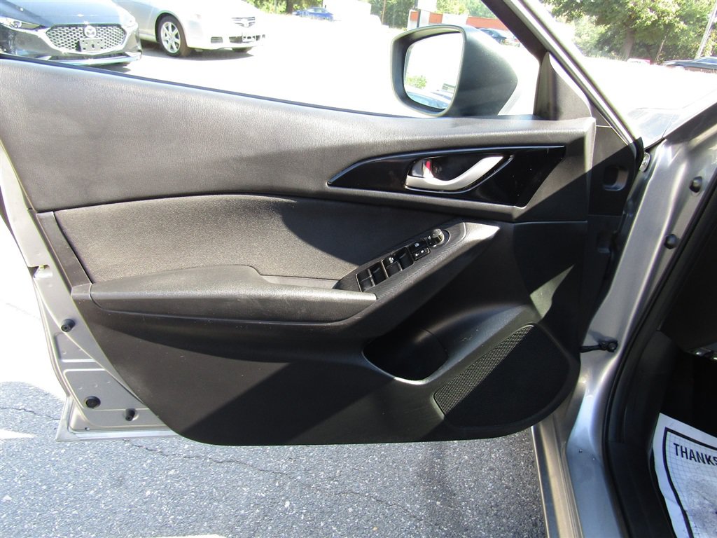 Used 2014 MAZDA MAZDA3 i Sport FWD image 14