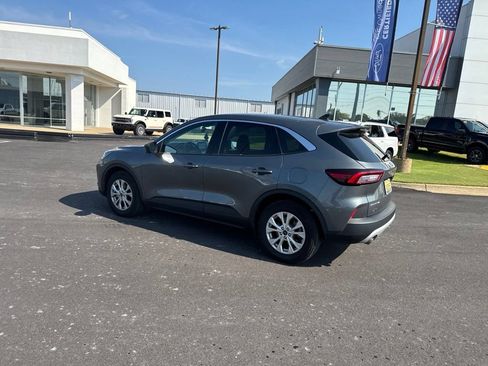 Used 2024 Ford Escape Active w/ Cold Weather Package FWD image 13