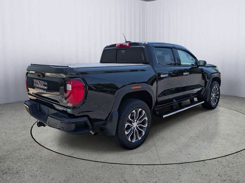 Certified 2025 GMC Canyon Denali AWD/4WD image 3