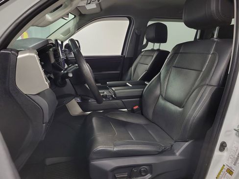 Used 2023 Toyota Tundra Limited AWD/4WD image 13
