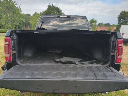 Used 2022 RAM 1500 Limited AWD/4WD image 32
