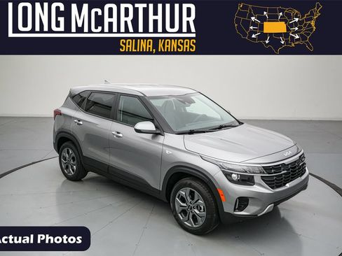 Used 2026 Kia Seltos LX AWD/4WD image 1