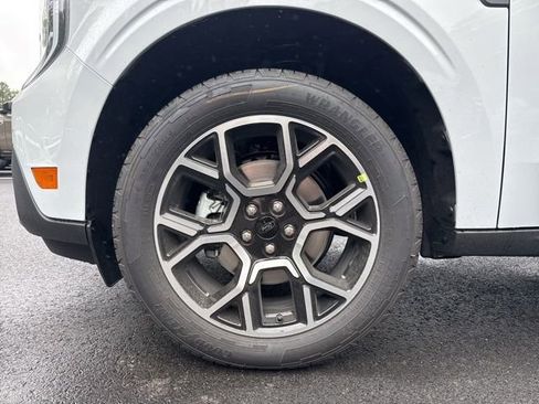 New 2025 Ford Maverick Lariat w/ 4K Tow Package image 9