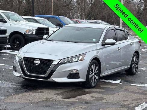 Used 2021 Nissan Altima 2.5 SV FWD image 26