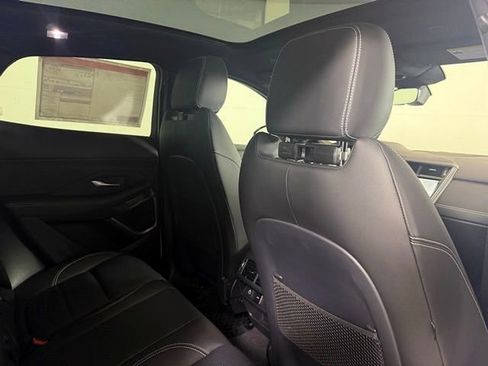 Used 2024 Jaguar E-PACE R-Dynamic SE image 30