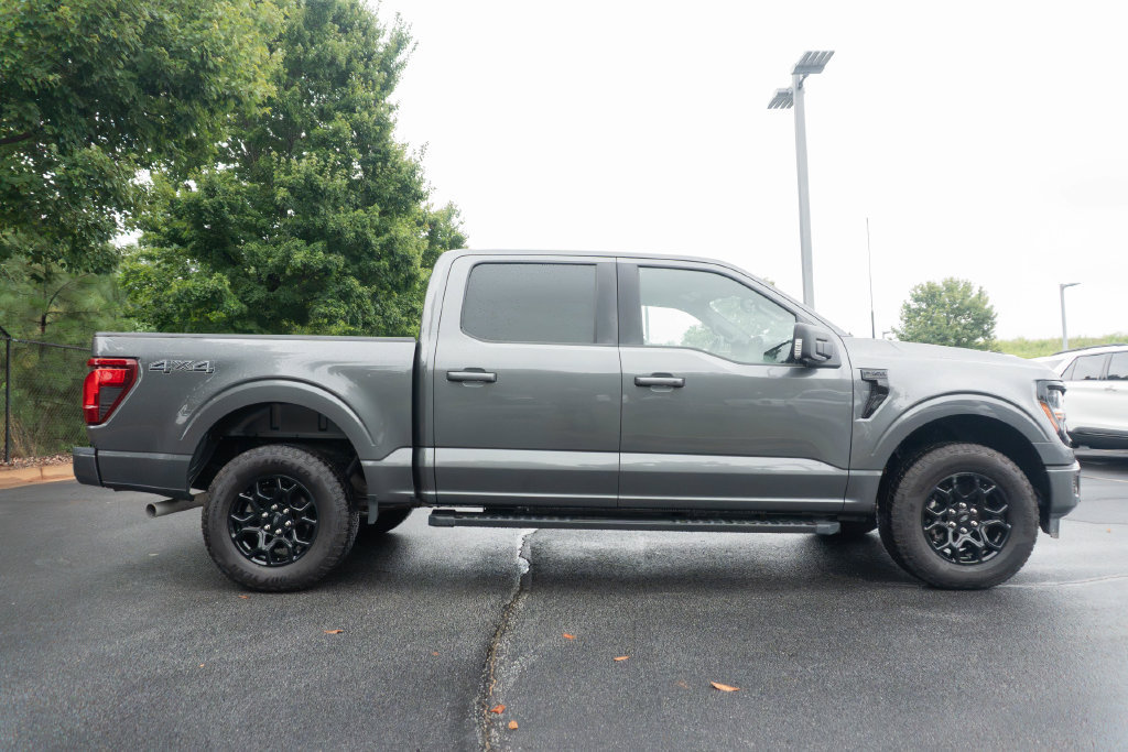 Used 2025 Ford F150 XLT w/ Equipment Group 302A MID AWD/4WD image 11
