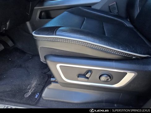 Used 2022 RAM 1500 Laramie RWD image 12