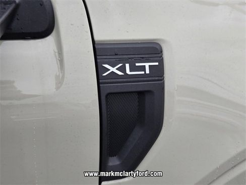 New 2025 Ford Maverick XLT w/ XLT Luxury Package image 13