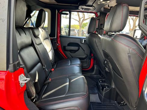 Used 2022 Jeep Wrangler Unlimited Sport image 38