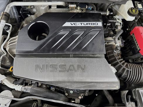 Used 2023 Nissan Rogue Platinum FWD image 38