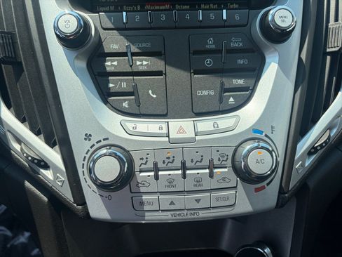 Used 2015 GMC Terrain SLE AWD/4WD image 13