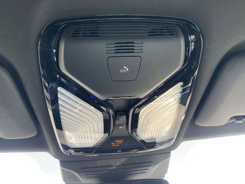 Used 2024 BMW X5 M60i AWD/4WD image 42