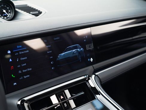 New 2026 Porsche Panamera image 26