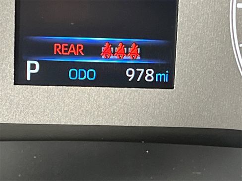 New 2025 Toyota Corolla LE image 27