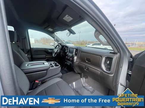 Used 2022 Chevrolet Silverado 1500 LT AWD/4WD image 26