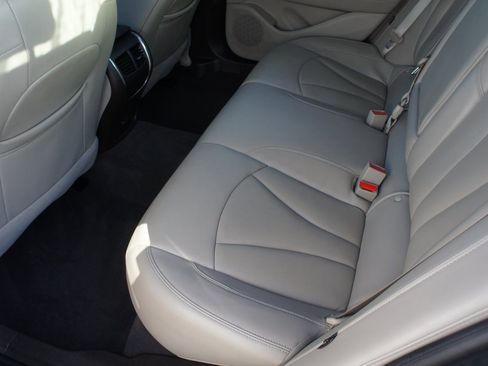 Used 2019 Buick LaCrosse Essence w/ Sun and Shade Package image 30