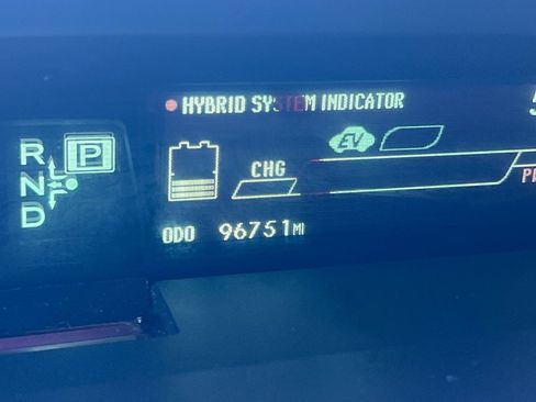 Used 2015 Toyota Prius Two FWD image 3