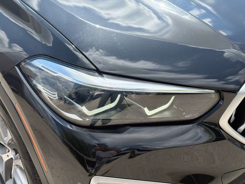 Used 2022 BMW X6 xDrive40i w/ Premium Package image 35