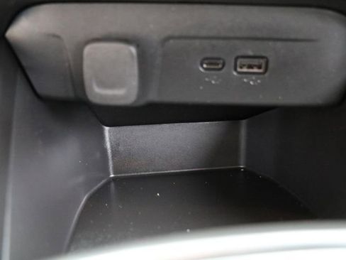 Used 2024 Chevrolet Trax LS w/ LS Convenience Package FWD image 26