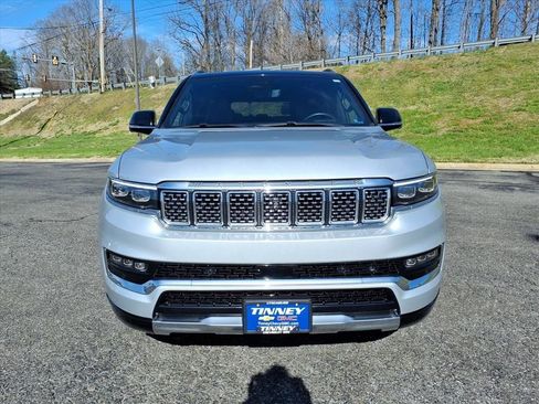 Used 2024 Jeep Grand Wagoneer L Series III image 9