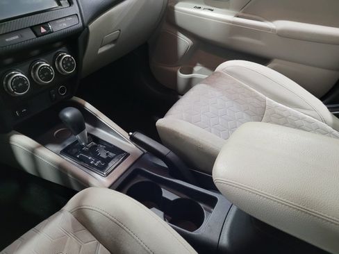 Used 2020 Mitsubishi Outlander Sport ES FWD image 26