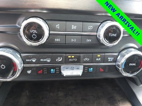 Used 2023 Ford F350 Lariat w/ Lariat Ultimate Package image 14
