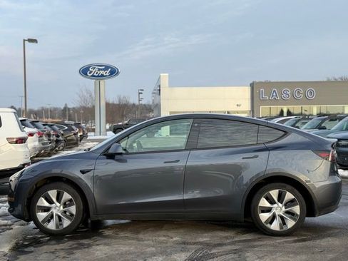 Used 2023 Tesla Model Y Long Range image 48