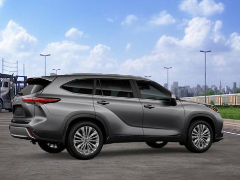 New 2026 Toyota Highlander Platinum image 13