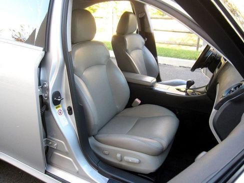 Used 2007 Lexus IS 250 AWD image 23