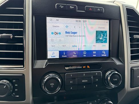 Used 2019 Ford F150 Lariat image 19