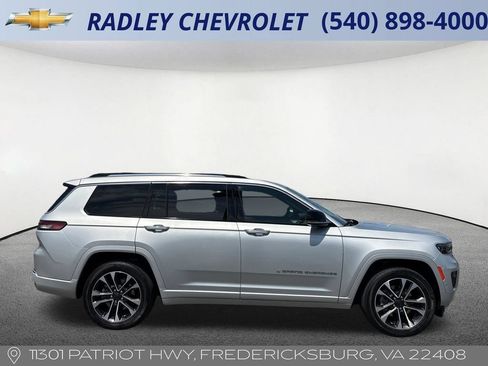 Used 2023 Jeep Grand Cherokee L Overland AWD/4WD image 21