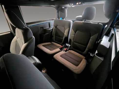 Used 2025 Ford Bronco 2-Door AWD/4WD image 15
