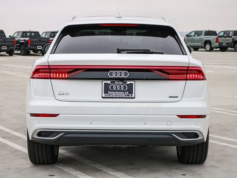 Used 2023 Audi Q8 Premium w/ Convenience Package image 8