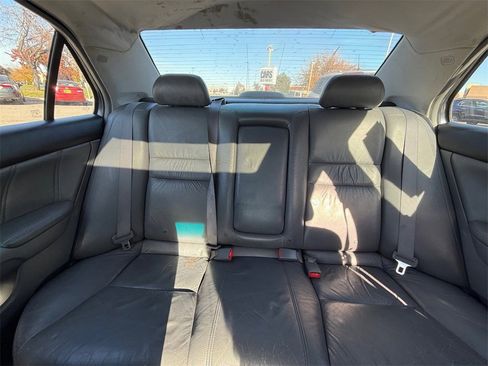 Used 2004 Honda Accord EX image 17