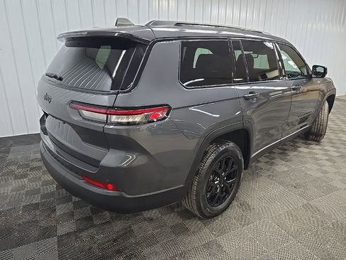 Used 2024 Jeep Grand Cherokee L Laredo image 10