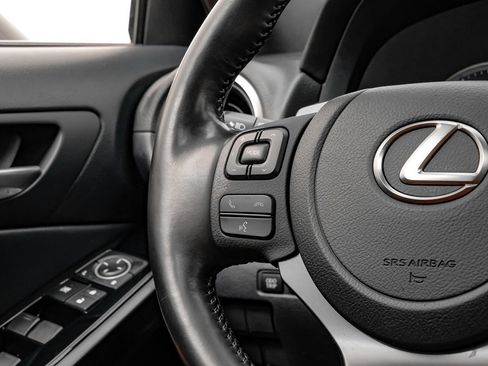 Used 2021 Lexus IS 300 AWD w/ Comfort Package image 15